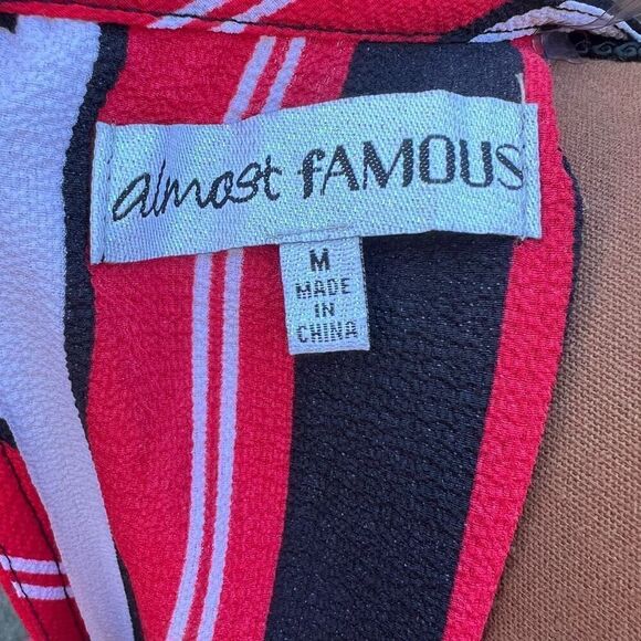 Almost Famous Red Black Multi Striped Short Sleeve Pants Jumpsuit Junior Medium - Picture 9 of 10